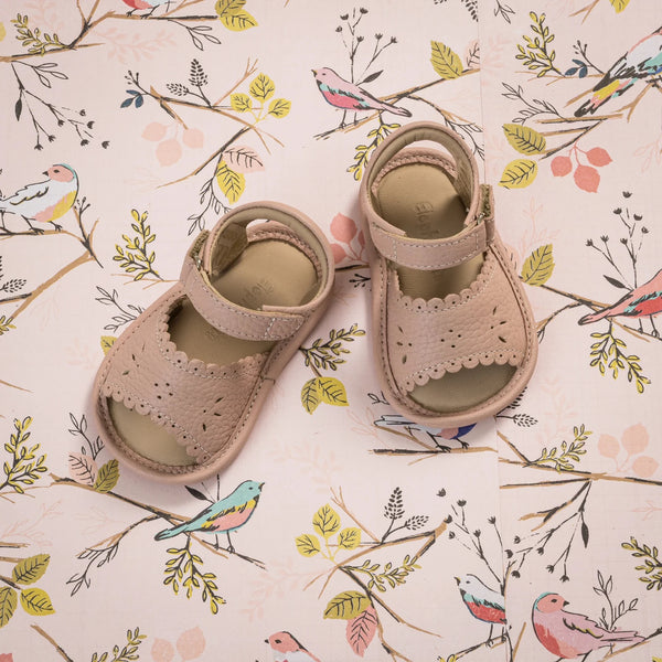 Sandal w/scallop rosa niña