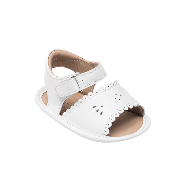 Sandal w/scallop talc niña