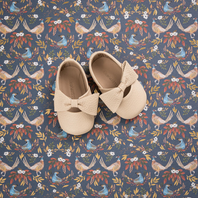 Ballerina baby w/bow cream