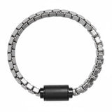 THALASSA METALLIC SILVER CHAIN BLACK CHIP MAGNET